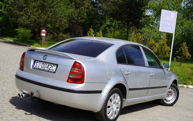 Skoda Superb cena 4999 przebieg: 256000, rok produkcji 2005 z Katowice małe 562